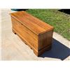 Image 4 : LANE CEDAR CHEST - ALMOST IDENTICAL TO THE LANE CEDAR CHEST IN LOT 5