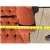 Image 11 : VINTAGE TUFTED CHAIR