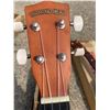 Image 7 : UKELELES - LOT OF 3