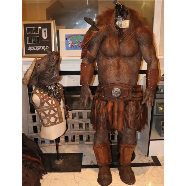 ANCHORMAN 2 YOUR HIGHNESS MINOTAUR COMPLETE HERO SUIT WITH 2 ANIMATRONIC HEADS MASKS & WARDROBE