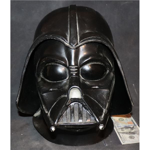 DON POST STAR WARS 1977 DARTH VADER 2 PIECE ORIGINAL