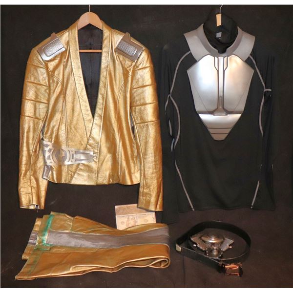 ROBOT 2.0 CHITTI HERO WARDROBE SCREEN MATCHED