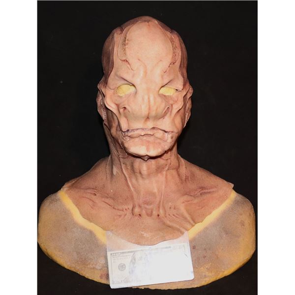 STAR TREK DISCOVERY SARU ALIEN SILICONE SCREEN USED HERO MASK 32