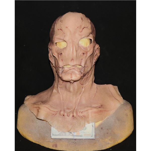 STAR TREK DISCOVERY SARU ALIEN SILICONE SCREEN USED HERO MASK 37