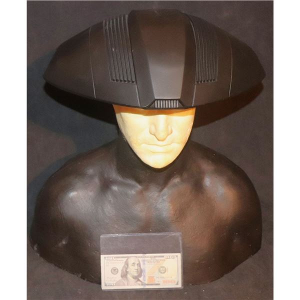 STAR WARS OBI-WAN KENOBI FIFTH BROTHER HELMET LIGHT UP SCREEN USED HERO ON BUST