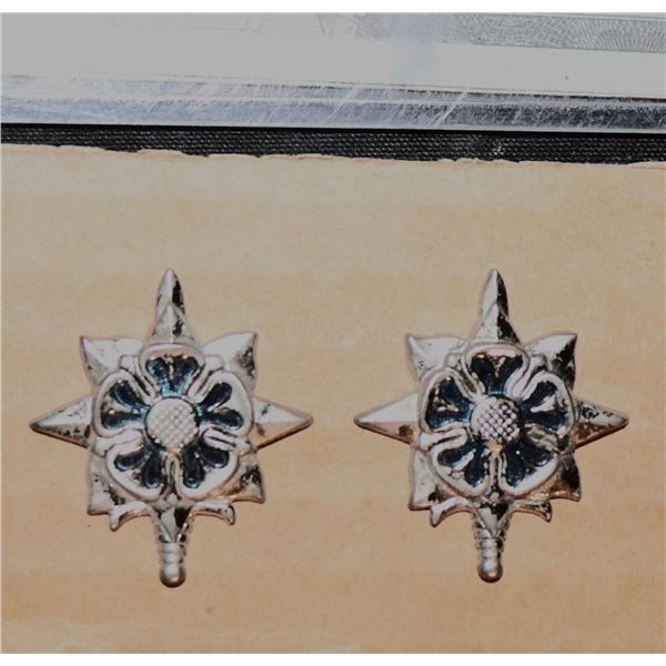 BATTLESTAR GALACTICA WARRIOR RANK PINS SILVER METAL SCREEN USED