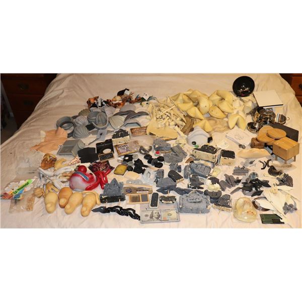 PROPS PUPPETS AND COSPLAY COSTUME HORDE 100'S OF ITEMS