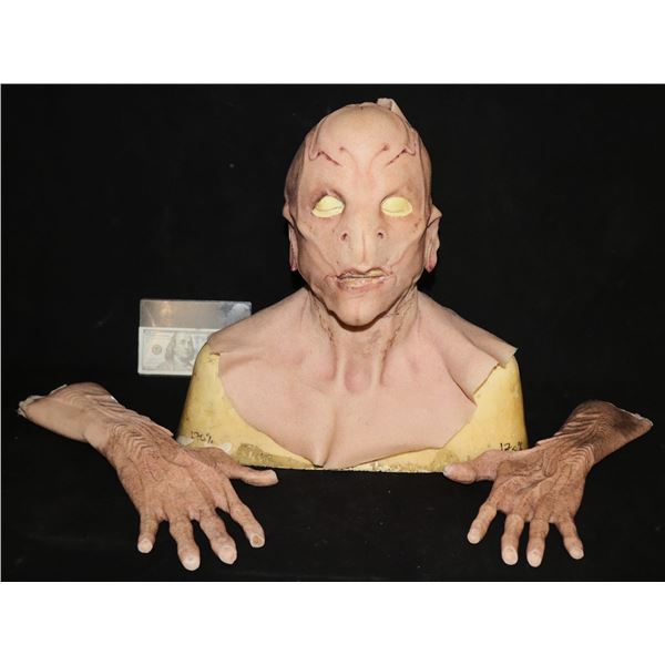 STAR TREK DISCOVERY SIRANNA ALIEN SILICONE SCREEN USED HERO MASK AND HANDS ON LIFECAST BUST