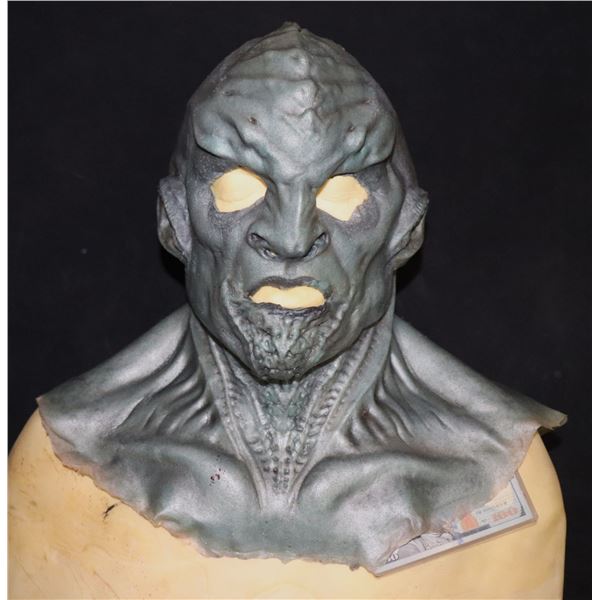 STAR TREK DISCOVERY KLINGON ANTAAK COUNCIL MEMBER SILICONE MASK SCREEN USED
