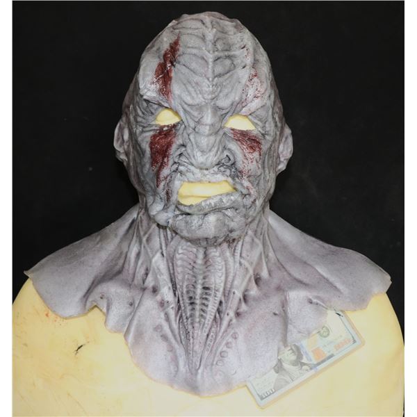 STAR TREK DISCOVERY KOL'SHA WAR PAINT KLINGON SILICONE MASK SCREEN USED 3