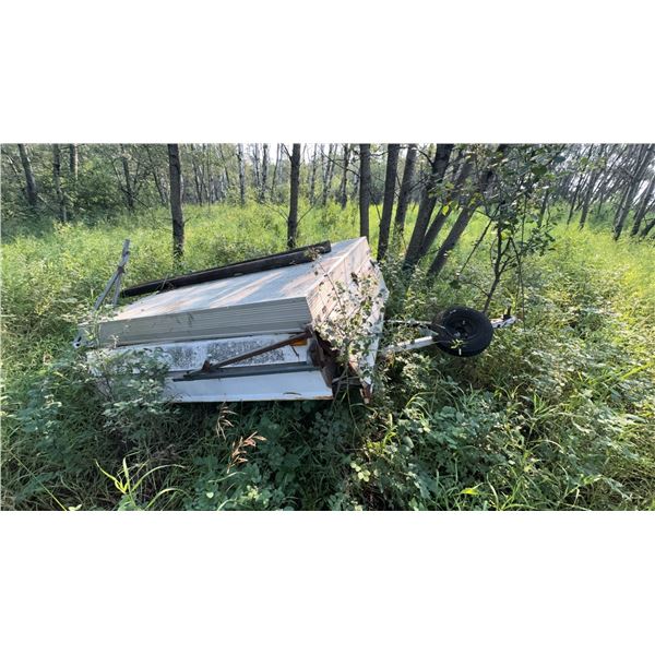 Pop-Up Camper Trailer in As-Is Condition