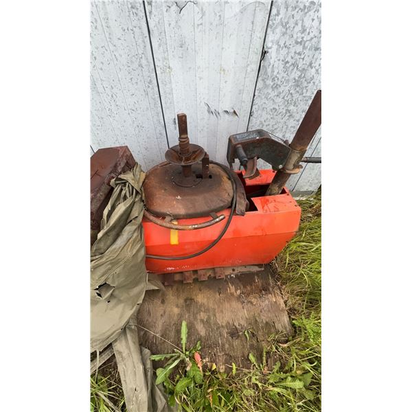 Manual Tire Changer With Bead Breaker