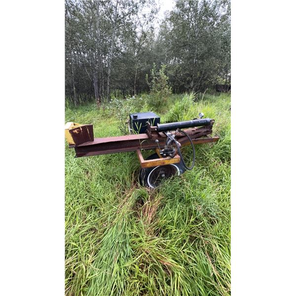 Heavy Duty Hydraulic Log Splitter on Trailer Frame