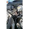 Image 17 : 1998 Dodge Ram 1500 4x4 Regular Cab Pickup with Accessories