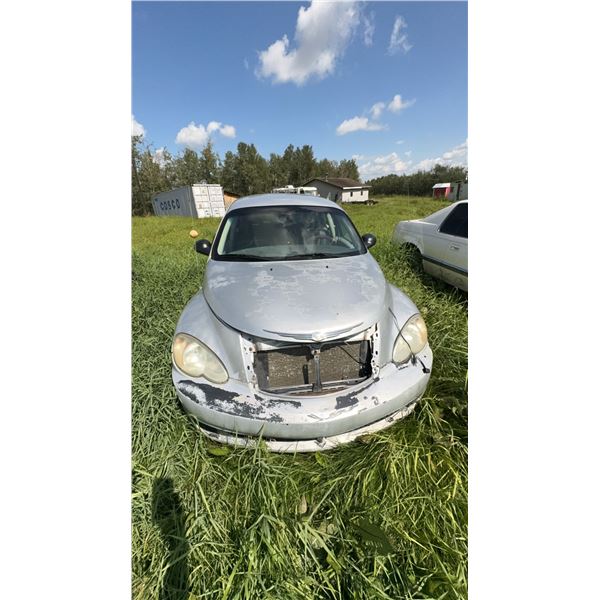 2006 Chrysler PT Cruiser Silver 4-Door Hatchback