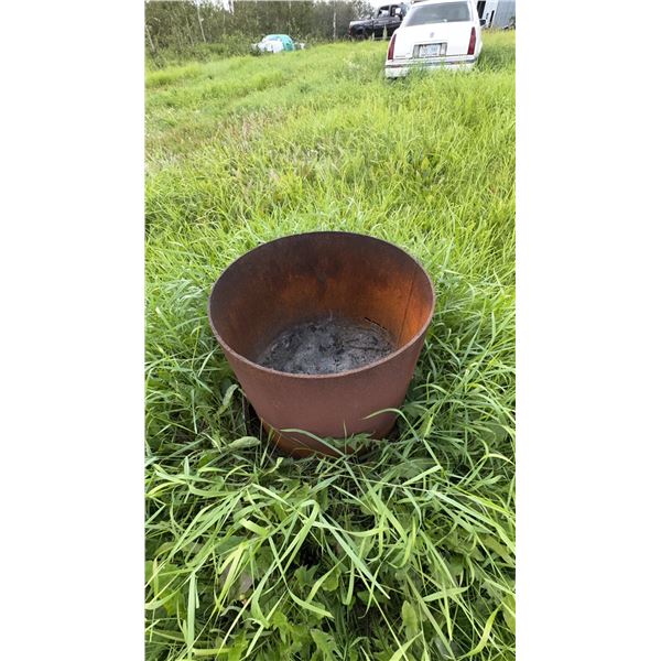 Steel Burn Barrel for Outdoor Use