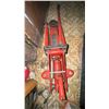 Image 1 : Red Hydraulic Floor Jack With Handle