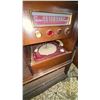 Image 2 : Standard Brand Wood Console Radio and Record Player Cabinet