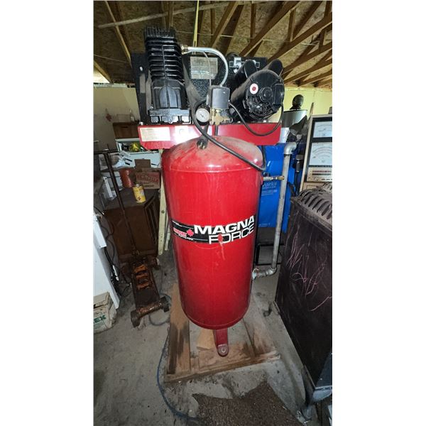 Sanborn Magna Force 5 HP Air Compressor 60 Gallon