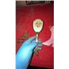 Image 2 : Lot: Ornate Hairbrush, Brass Wall Plaque, Pink Plastic Boot