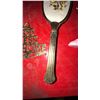Image 5 : Lot: Ornate Hairbrush, Brass Wall Plaque, Pink Plastic Boot