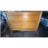 Image 1 : Wooden Headboard and Footboard Set