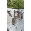 Image 1 : 3 Oneida Victor No. 3 Steel Animal Traps