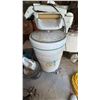 Image 2 : Coronado Wringer Washing Machine with Pressure Release