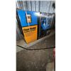 Image 1 : Powerfist Floor Model Sandblasting Cabinet