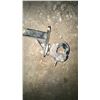 Image 3 : Reese Towpower 7033600 Pintle Hook Mount