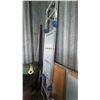 Image 6 : Lite Aluminum Extension Ladder with Farm Parts