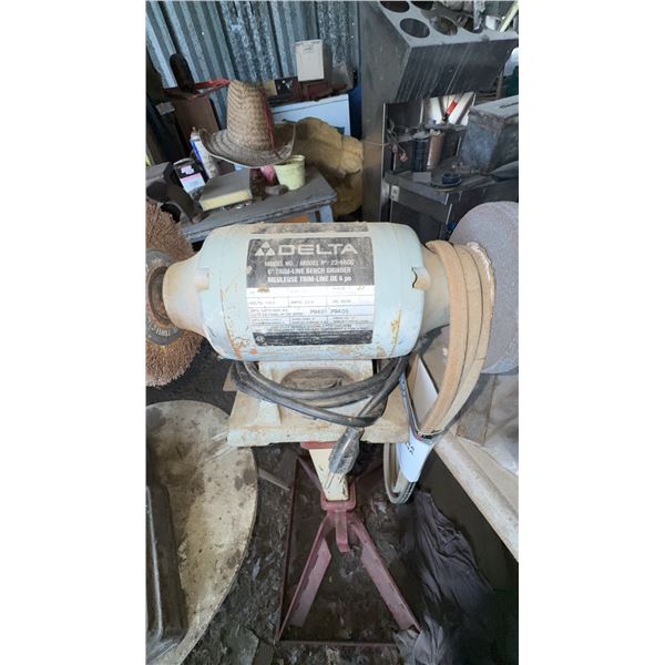 Delta Model 23-580 Bench Grinder on Stand