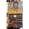 Image 2 : 5 Vintage Country and Hockey Vinyl Records