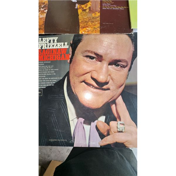 4 Classic Country Vinyl Records: Frizzell, Locklin, Lynn, Sons of the Pioneers