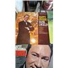 Image 2 : 4 Classic Country Vinyl Records: Frizzell, Locklin, Lynn, Sons of the Pioneers