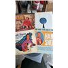Image 1 : 4 Country Music Vinyl Records Featuring Jim Reeves and Hank Snow