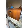 Image 2 : Plus-a-Gram Monarch Supreme Record Player Cabinet