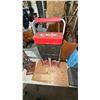 Image 1 : Lee Reloading Press on Wood Base