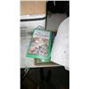 Image 10 : Lot: Lanterns, Books, Birdhouse, Galvanized Tub & More