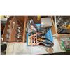 Image 2 : Lot: Lanterns, Books, Birdhouse, Galvanized Tub & More