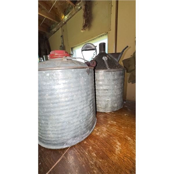 Galvanized Metal Oil Cans with Handles and Spouts