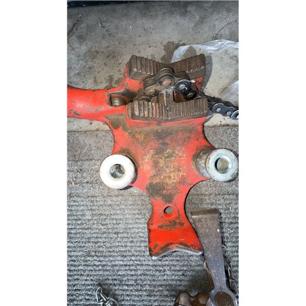 Red Pipe Chain Vise With Jaw Grips and Mounts