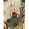 Image 2 : Porcelain Shell Dish and Woman Figurine With Gold Accents
