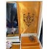 Image 7 : Jewellery Box With Watches, Earrings, Brooches, Tobacco Tin