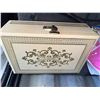 Image 8 : Jewellery Box With Watches, Earrings, Brooches, Tobacco Tin