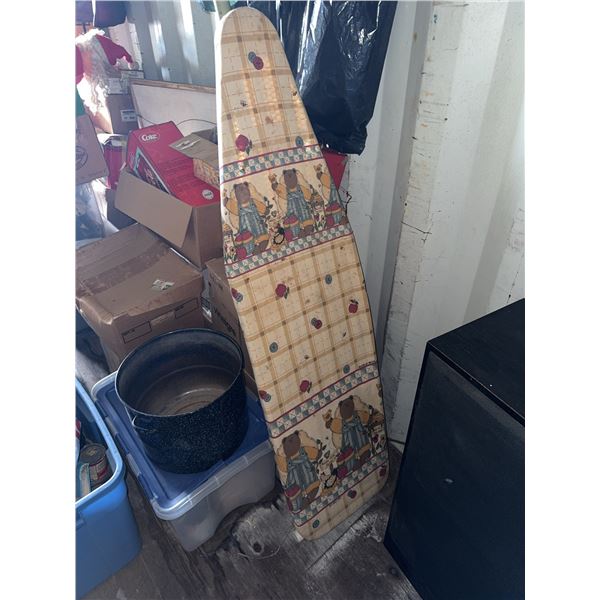 Decorative Iron Board with Country Kitchen Motif Cover