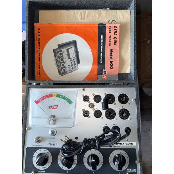 B&K Dyna-Quik Tube Tester Model 600 With Manual