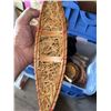 Image 3 : Decorative Collectibles and Folk Art Items