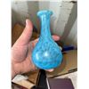 Image 5 : Two Mini Oil Lamps and Two Art Glass Vases