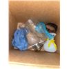 Image 7 : Two Mini Oil Lamps and Two Art Glass Vases